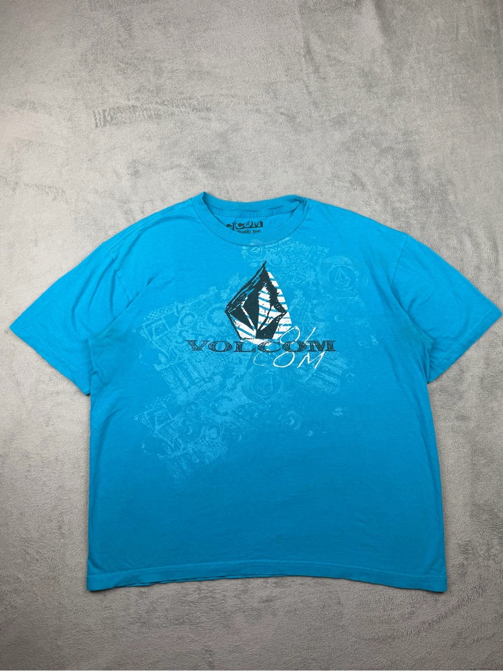 Volcom Men’s Bright Turquoise Graphic Logo Tee